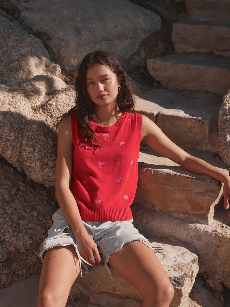 Red Pink Embroidered Palm Tree Knitted Crew Neck Vest with Linen - Image 1 of 6 Red Pink Embroidered Palm Tree Knitted Crew Neck Vest with Linen - Image 1 of 6