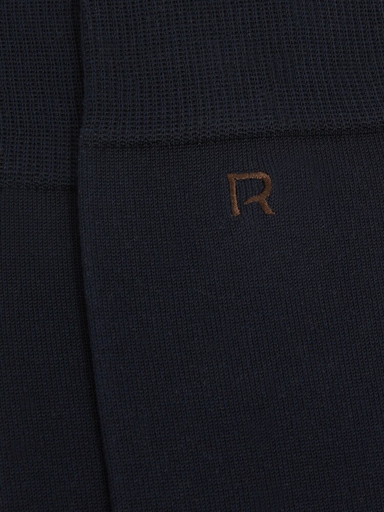 جورب من مزيج قطن مزيّن بشعار مطرّز Penn من Reiss - Image 3 of 3