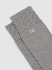 Reiss Mid Grey/Oatmeal Penn Cotton-Blend Logo-Embroidered Socks - Image 2 of 3