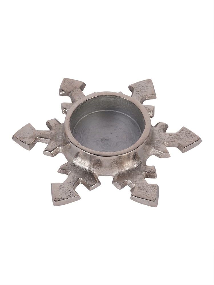 Laura Ashley Silver Set of 3 Small Festive Snowflake Tealight Tea Light Holders - Image 5 of 5