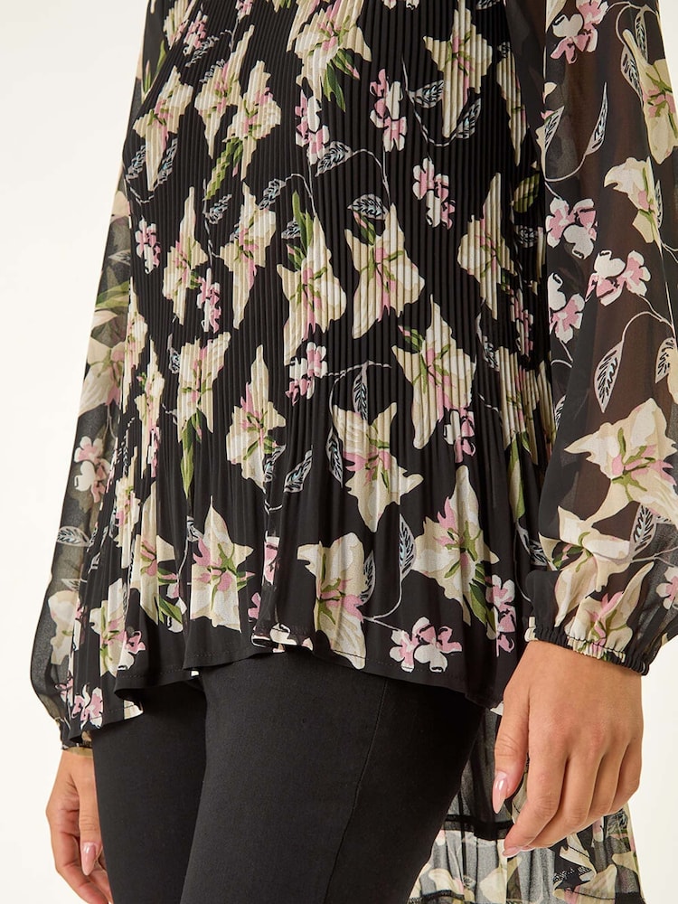 Negro - Top plisado con estampado floral de Roman - Imagen 5 de 5 Negro - Top plisado con estampado floral de Roman - Imagen 5 de 5
