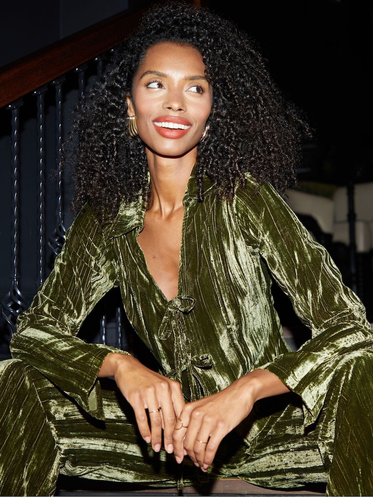 Groen - Threadbare Crinkle Velvet Tie Front Shirt - Image 3 of 5