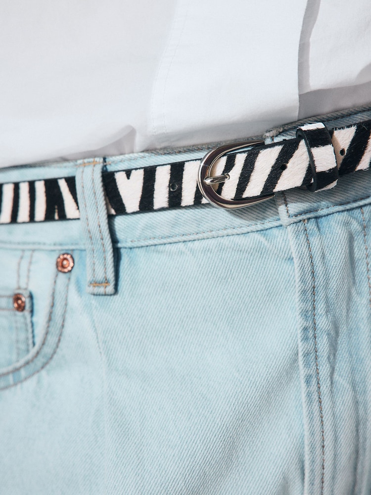Zebra Skinny Hair on Leather Belt - Image 2 of 5