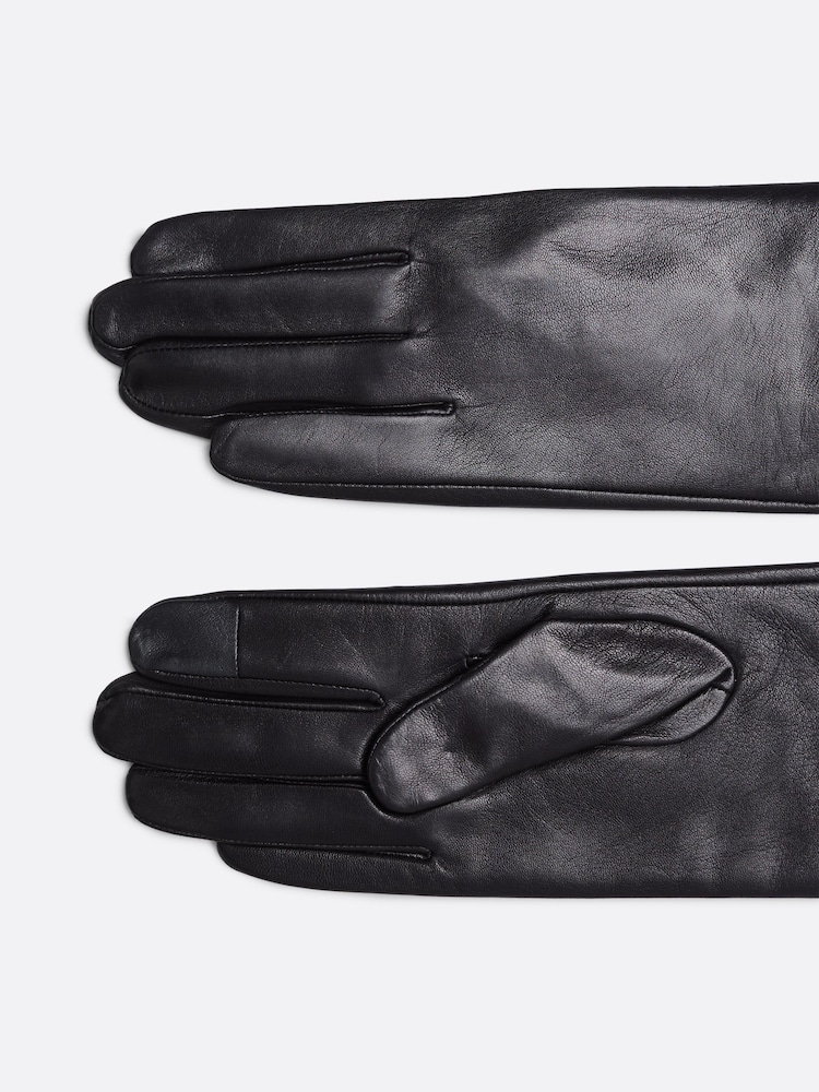 Tommy Hilfiger Black Essential Enamel Flag Leather Gloves - Image 2 of 3