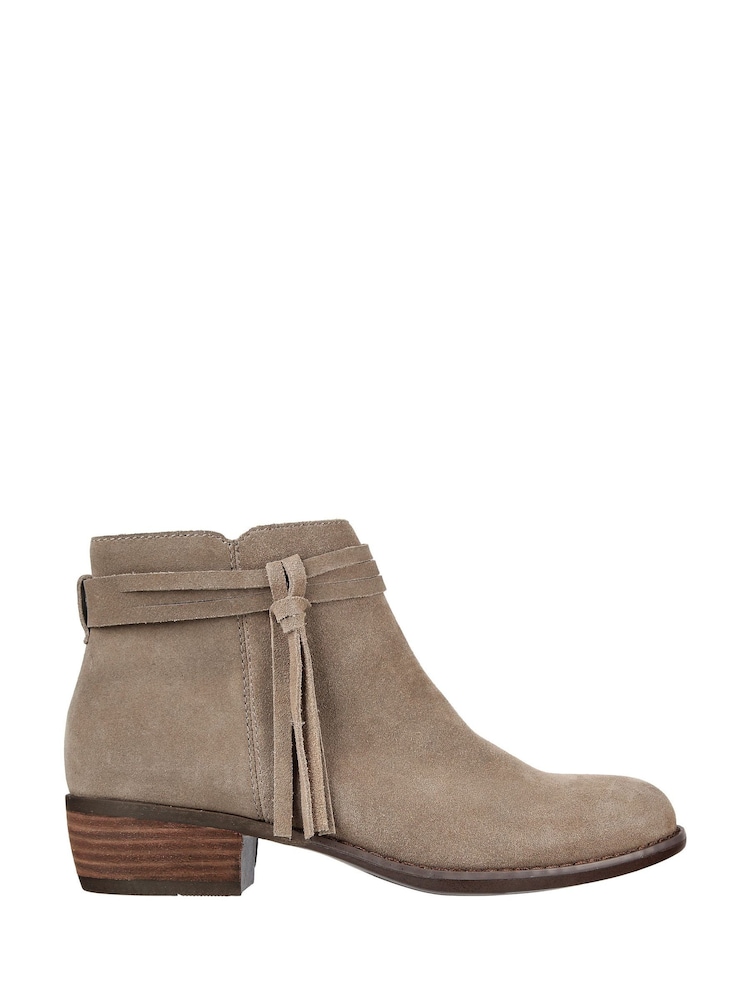 Skechers Beige Texas Modern Western Boots - Image 1 of 5