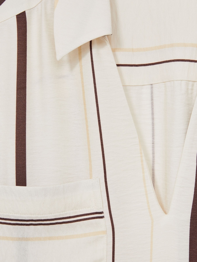 Reiss Carlotta Stripe-Print Relaxed V-Neck Shirt - Image 5 of 5