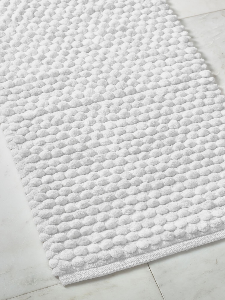 White Giant Bath Bobble Mat - Image 3 of 3 White Giant Bath Bobble Mat - Image 3 of 3