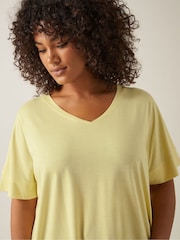 Amarelo - Camiseta Evans V-Neck modal - Imagem 4 de 5