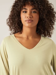 Evans Natural 3/4 Sleeve V-Neck Modal T-Shirt - Image 4 of 5