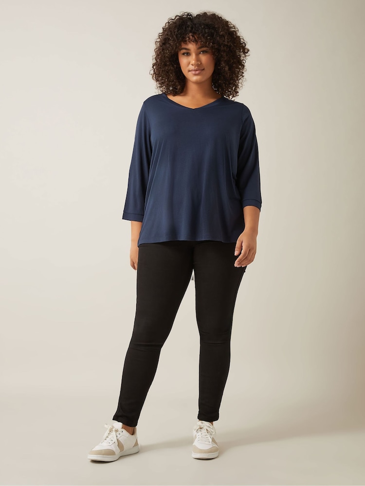 Evans Blue 3/4 Sleeve V-Neck Modal T-Shirt - Image 2 of 5