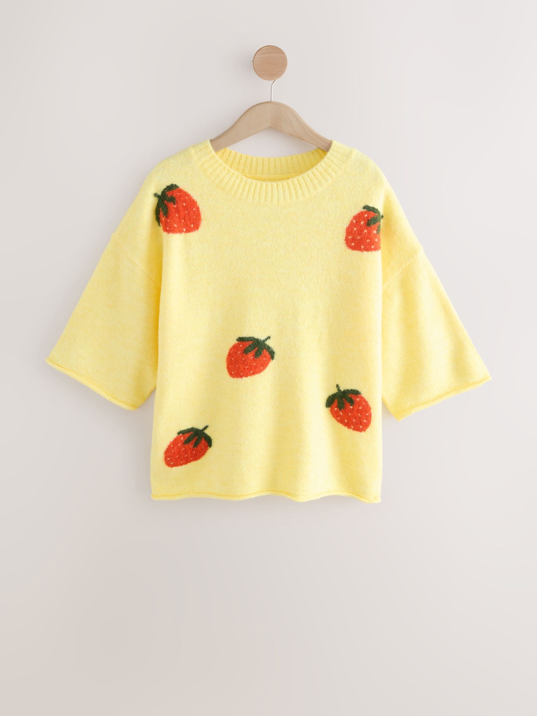 CFT.    ストロベリーKnit Buy Yellow Strawberry Graphic Print Pattern Knitted Half