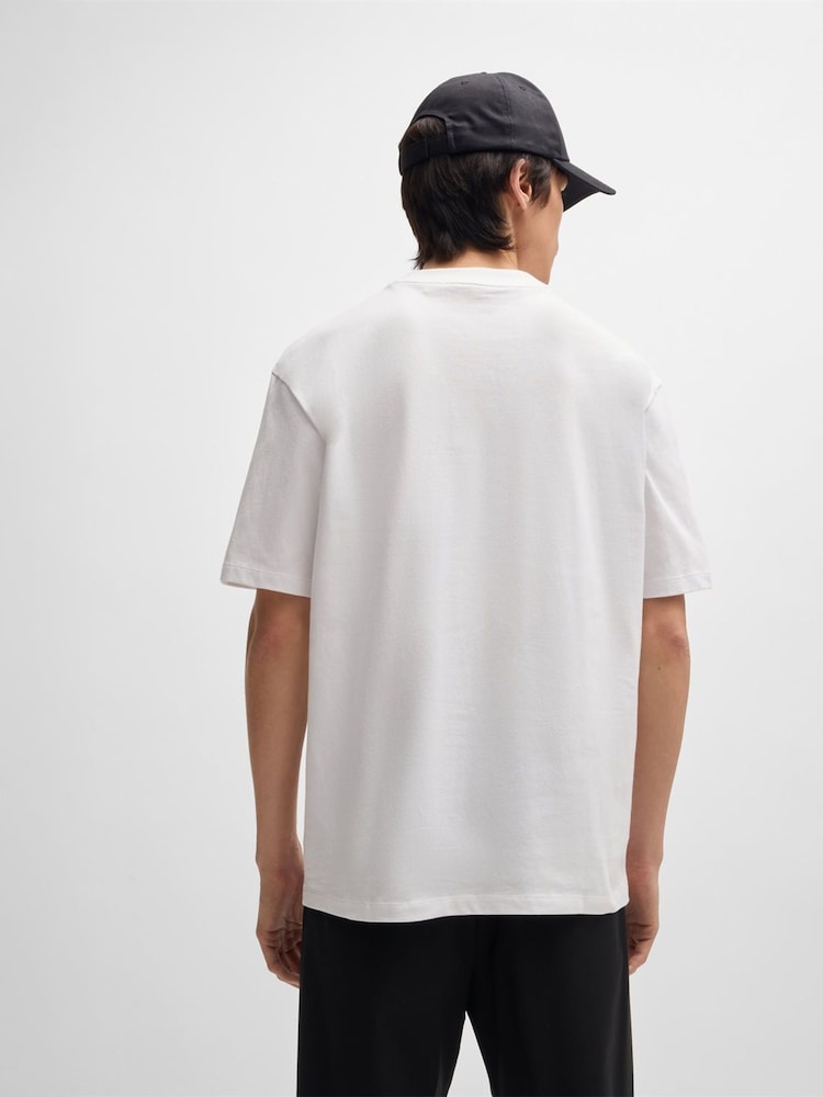 HUGO White Relaxed Fit 100% Cotton T-Shirt With Logo Print - Image 2 of 5