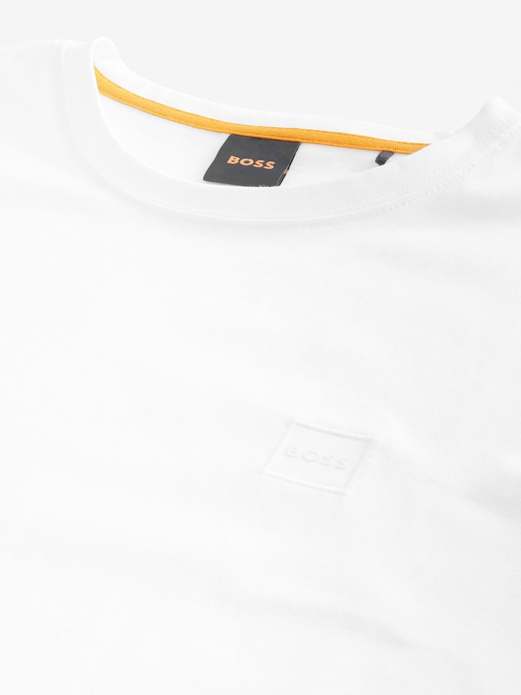 Blanco - BOSS Relaxed Fit Tales Logo Patch Jersey T-Shirt - Imagen 8 de 8