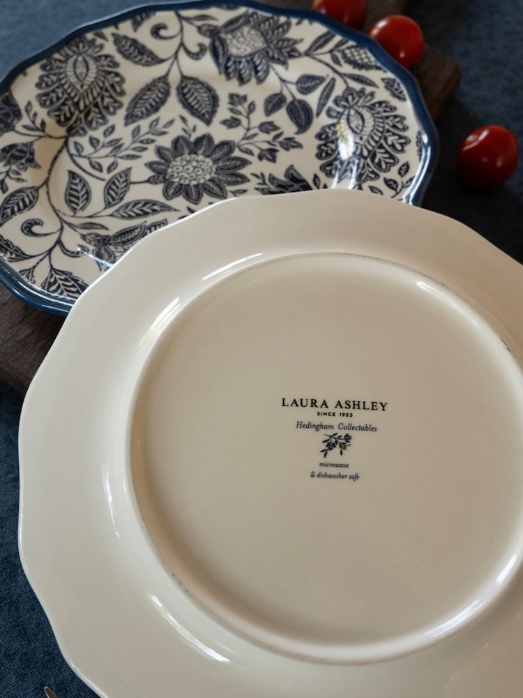 Laura Ashley Blue Set of 2 Hedingham 21cm Side Plates - Image 2 of 3 Laura Ashley Blue Set of 2 Hedingham 21cm Side Plates - Image 2 of 3