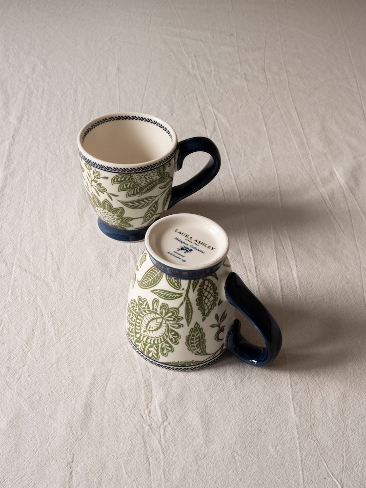 Laura Ashley Set of 2 Green Hedingham Small Mugs - Image 2 of 3