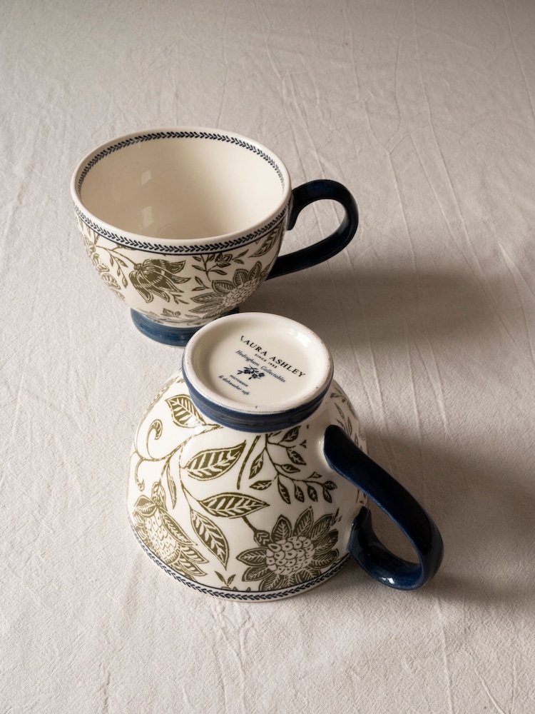Laura Ashley Set of 2 Green Hedingham Large Mugs - Image 2 of 3