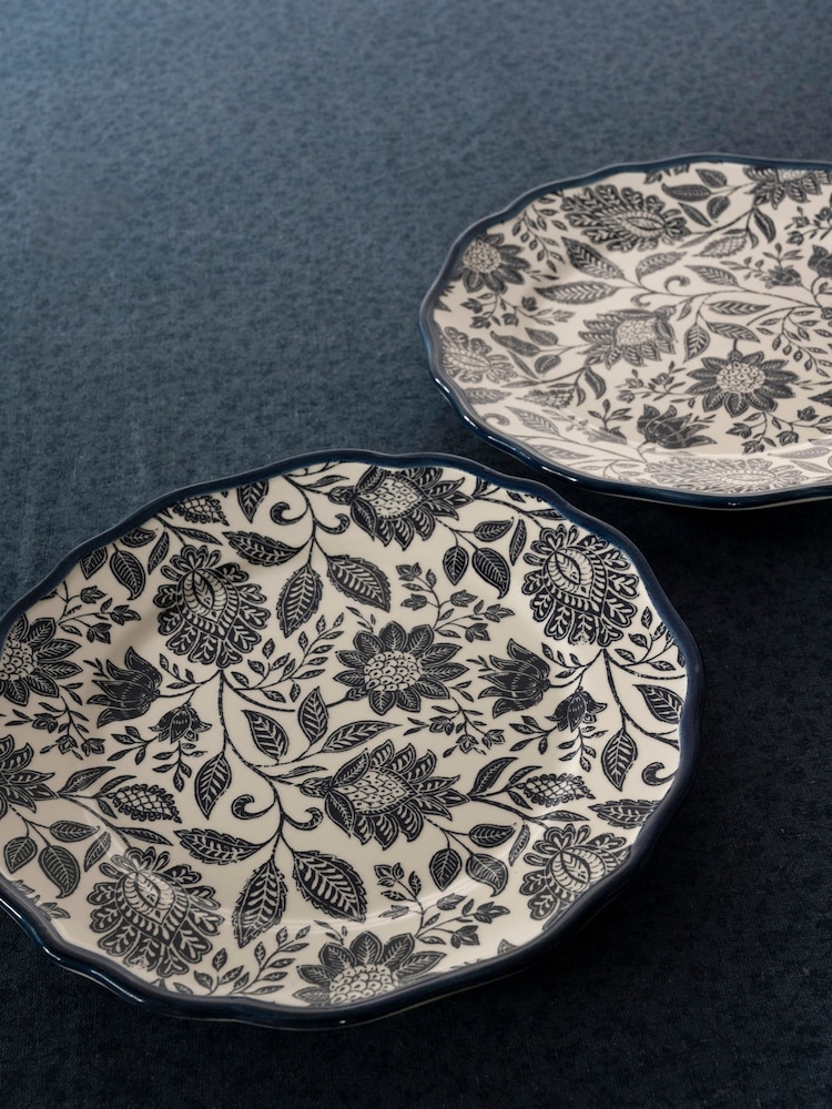 Laura Ashley Blue Set of 2 Hedingham 27cm Dinner Plates - Image 2 of 3