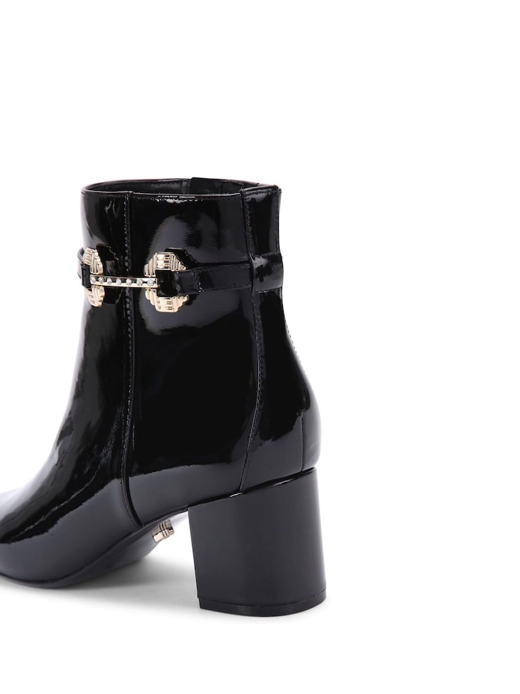 črna - Carvela Poise gležnjarji - Slika 4 iz 4 črna - Carvela Poise gležnjarji - Slika 4 iz 4