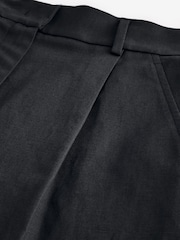 Weekend MaxMara Black Bermuda Shorts - Image 11 of 13