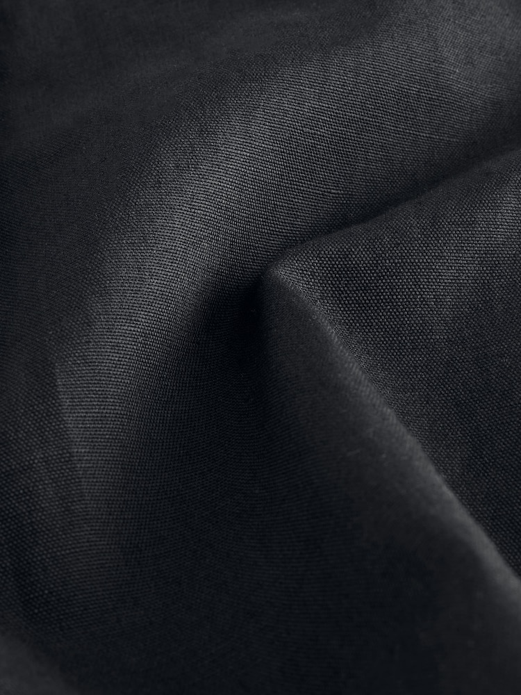 Weekend MaxMara Black Bermuda Shorts - Image 13 of 13