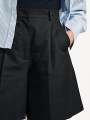 Weekend MaxMara Black Bermuda Shorts - Image 5 of 13
