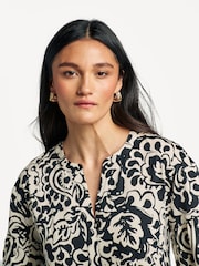 Weekend MaxMara Black Printed Jersey Dress - Image 5 of 8