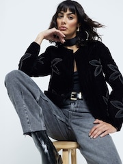 River Island Black Velvet Floral Print Housecoat Jacket - Image 1 of 3