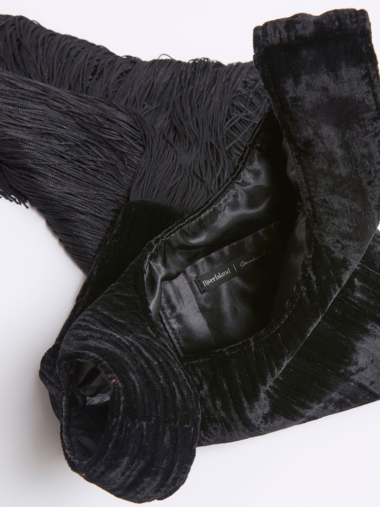 River Island Black Waterfall Tassel Clutch Bag - Image 5 of 5