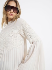 River Island Cream Lace Applique Pleated Blouse - Image 4 of 6