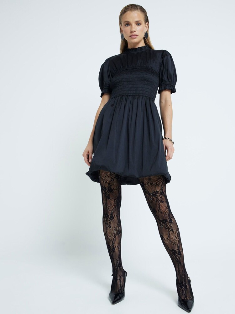 فستان قصير بتصميم منفوخ من River Island - Image 2 of 6 فستان قصير بتصميم منفوخ من River Island - Image 2 of 6