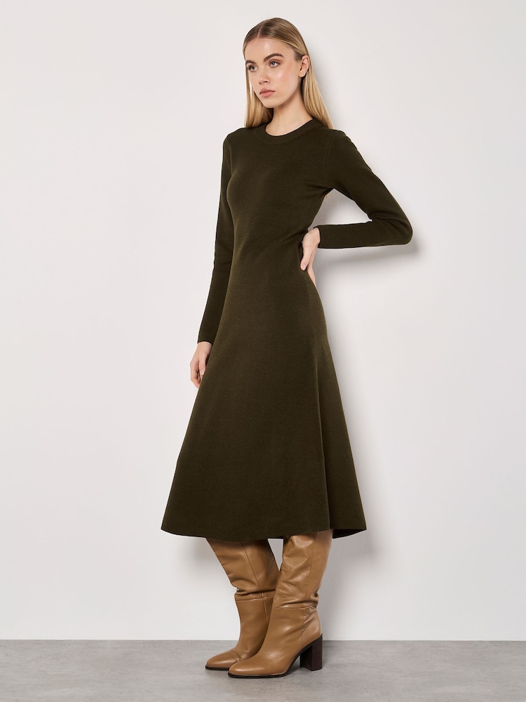 Apricot Green Knitted Clean Long Sleeve Midaxi Dress - Image 2 of 5