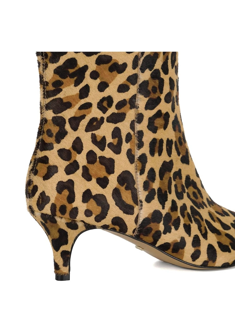 Animal - Dune London Glatte, kniehohe Stiefel mit spitzer Zehenpartie und Kitten-Absatz - Bild 6 von 6 Animal - Dune London Glatte, kniehohe Stiefel mit spitzer Zehenpartie und Kitten-Absatz - Bild 6 von 6