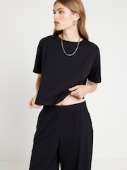 River Island 2 Piece 100% Cotton T-Shirt and Trousers Set - Изображение 4 из 6