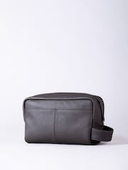Lakeland Leather Brown Shoregill Wash Bag - Image 1 of 6