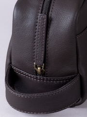 Lakeland Leather Brown Shoregill Wash Bag - Image 3 of 6