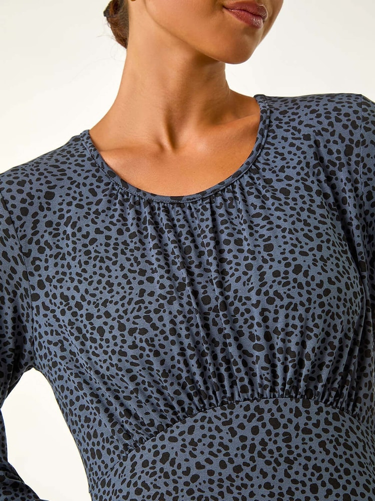 Gris - Roman Petite Spot Print Ruched Midi Dress - Imagen 6 de 6 Gris - Roman Petite Spot Print Ruched Midi Dress - Imagen 6 de 6