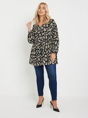 Yours Curve Black Floral Print Crinkle Tie Neck Tunic - Image 3 of 5