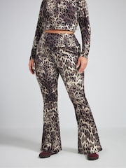 Yours Curve Natural Limited Leopard Fold Leggings - Image 1 of 5