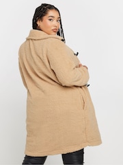 Yours Curve Natural Faux Fur Toggle Jacket - Image 3 of 5