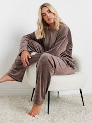 Коричневый - Yours Curve Лимитированный комплект для гостиной из флиса Лонгслив - Image 4 of 5