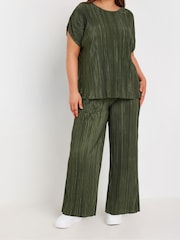 Yours Curve Green Limited Plisse Trousers - Image 1 of 5