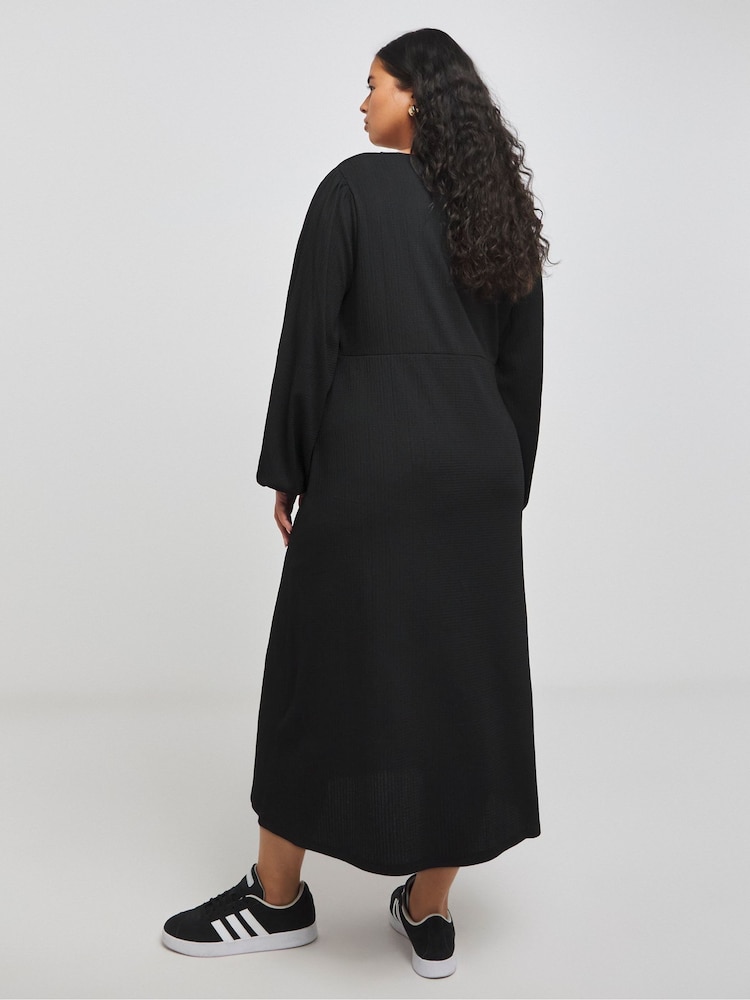 Simply Be Black Long Sleeve Waffle Lace Trim Maxi Skater Dress - Image 2 of 4 Simply Be Black Long Sleeve Waffle Lace Trim Maxi Skater Dress - Image 2 of 4
