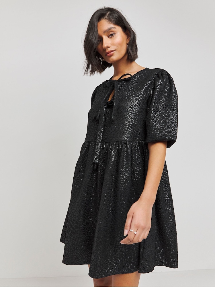 Simply Be Black Jersey Jacquard Bow Front Dress - Image 1 of 4