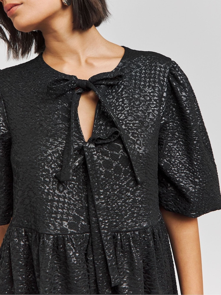 Simply Be Black Jersey Jacquard Bow Front Dress - Image 4 of 4