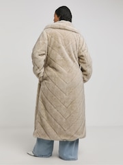Simply Be Cream Chevron Pelted Faux Fur Maxi Coat - Image 3 of 4