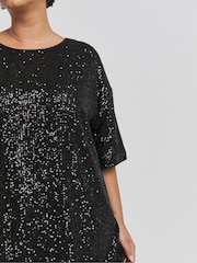 Simply Be Black Oversized Linear Sequin T-Shirt - Image 4 of 4