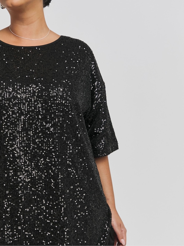 Simply Be Black Oversized Linear Sequin T-Shirt - Image 4 of 4