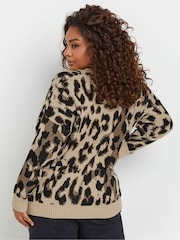 Yours Curve Natural Conversational Animal Print Jumper - Image 3 of 5