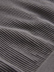 The Set Black/Grey Seamless Ribbed Crop Tops 3 Pack - Image 9 of 10