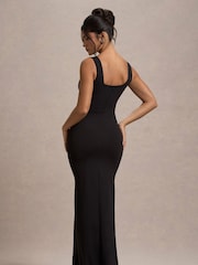 Schwarz - Club L London – Ashburn – Maxikleid mit Trägern, Herzausschnitt und Schlitz - Bild 1 von 2